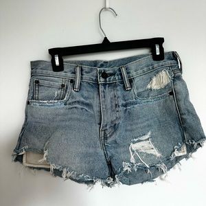 505 Levi denim shorts